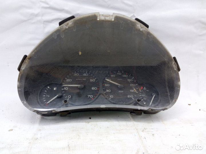 Панель приборов Citroen Berlingo 1996-2011