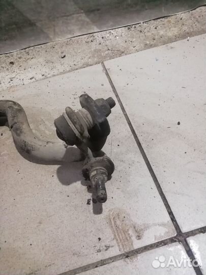 Стабилизатор передний в сборе Nissan Primera P12