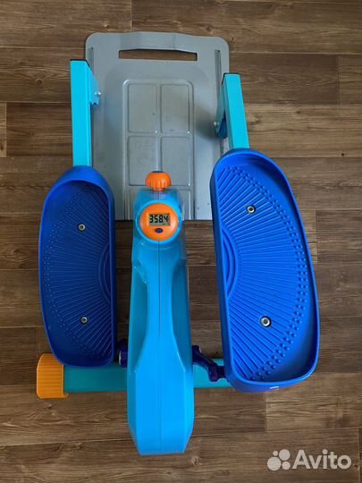 Эллиптический тренажер Torneo Mini Cross C-002R