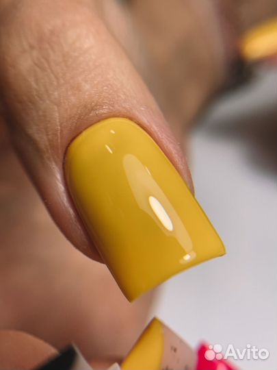 Маникюр на дому