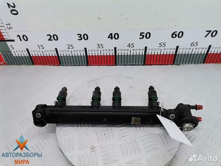 Топливная рампа Audi A3 8L 1998