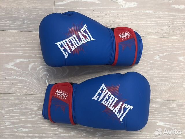 Боксерские перчатки 8 oz
