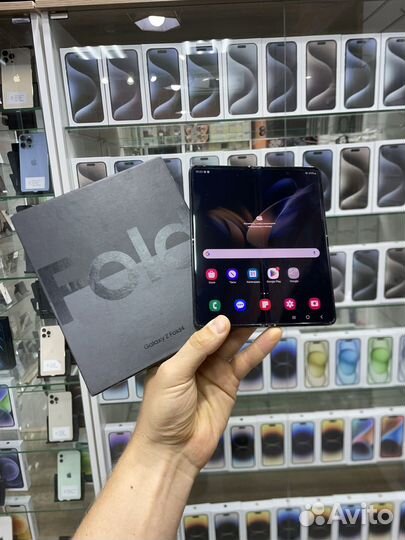 Samsung Galaxy Z Fold4, 12/512 ГБ