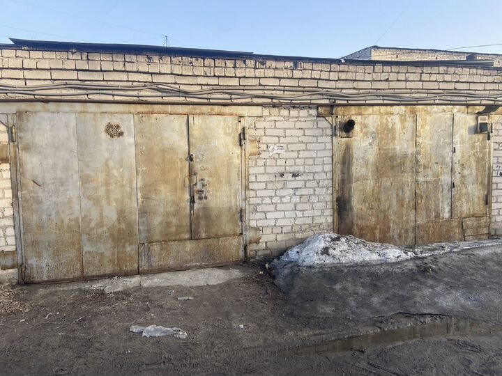 Гараж, > 30 м²