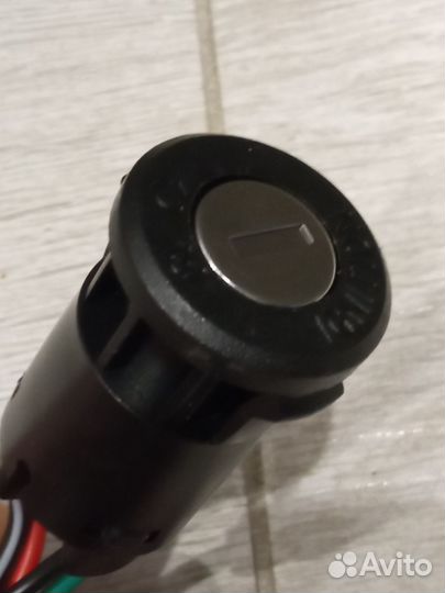 Замок зажигания на скутер