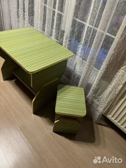 Набор мебели для ребенка