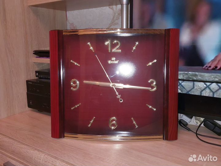 Настольные часы