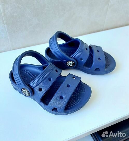 Новые сандали Crocs оригинал