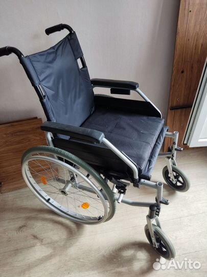 Коляска инвалидная