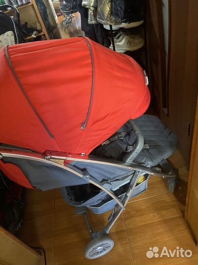 Прогулочная коляска