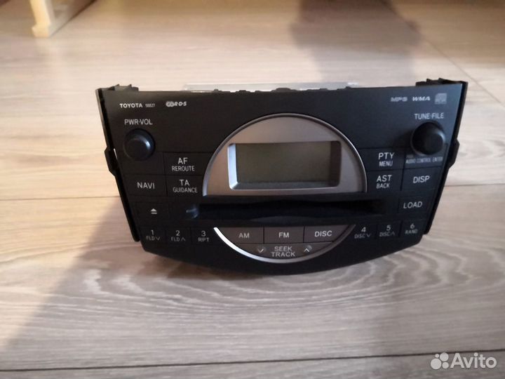 Продам автомагнитолу Rav 4 30кузов
