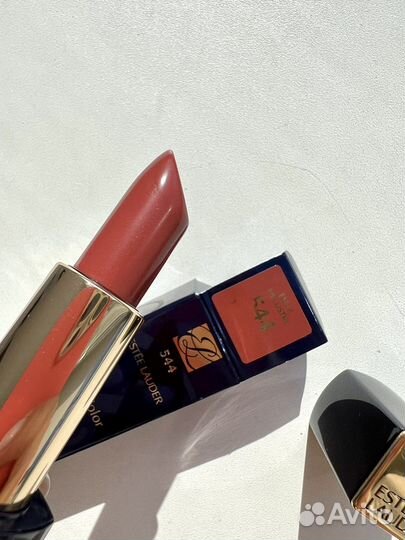 Помада Estee Lauder новая оригинал