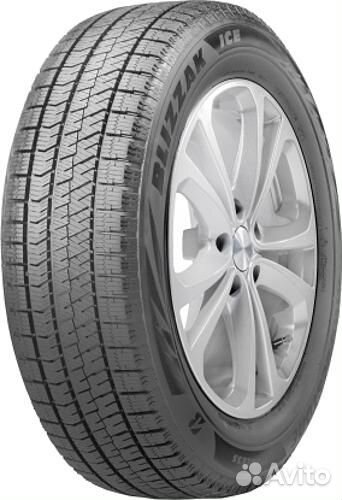 Bridgestone Blizzak Ice 255/45 R18 99S