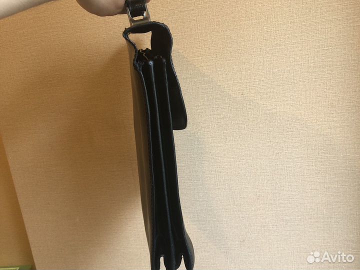 Портфель Gerard Henon