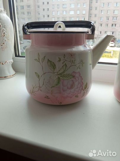 Чайник эмалированный 3,5 л новый