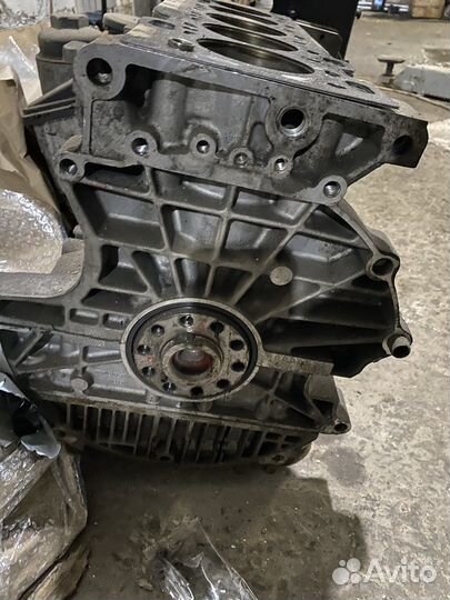 Блок двигателя volvo s80. B5254t10