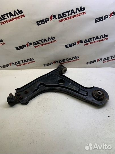 Рычаг подвески передний левый Chevrolet Lacetti