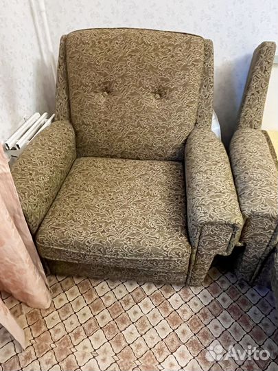 Диван и 2 кресла бу 225*80 диван. 85 *80 кресло