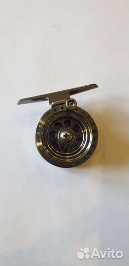 Катушка для зимней рыбалки