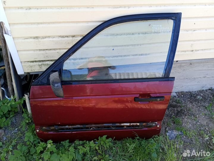 Дверь водительская пассат б3