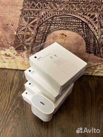 Блок быстрой зарядки iPhone