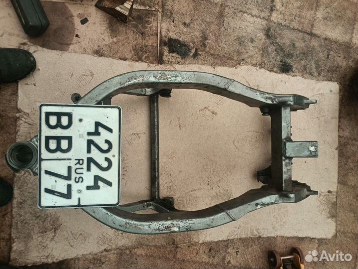 Рама Kawasaki ZZR400-1