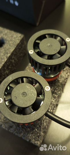 Комплект из двух светодиодных LED ламп для фар