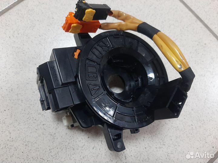 Шлейф руля Toyota RAV 4 30-2012 II рест левый руль