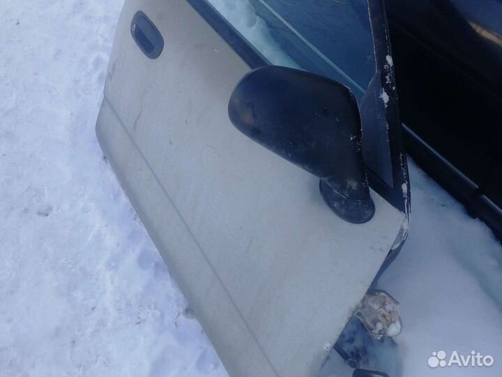 Дверь передняя правая мицубиси каризма