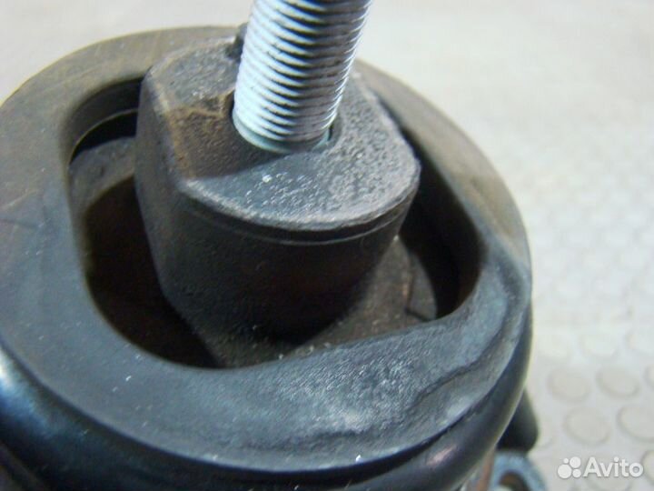 KIA Sportage 3 Опора двигателя правая 2.0 D4HA