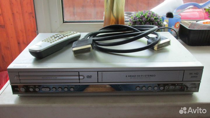 Philips DVP3100V DVD/VCR player