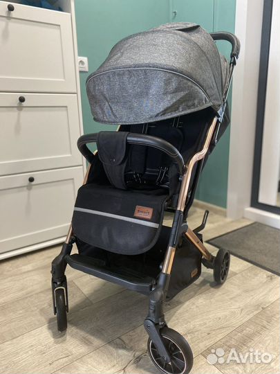 Прогулочная коляска Carrello Smart City Grey