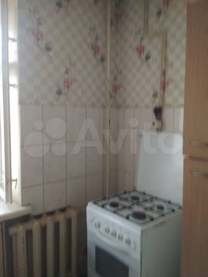 2-к. квартира, 52 м², 1/9 эт.