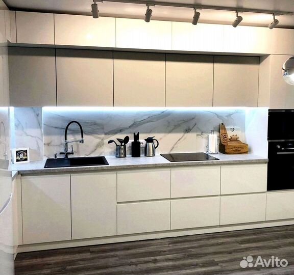 Кухня в стиле минимализм на заказ