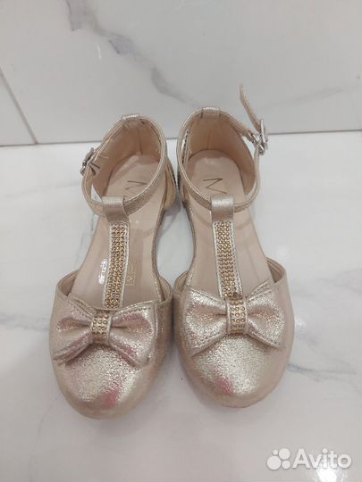Туфли для девочки
