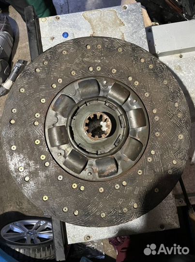Продам диск сцепления для тягача Volvo