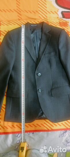 Пиджак на мальчика 134
