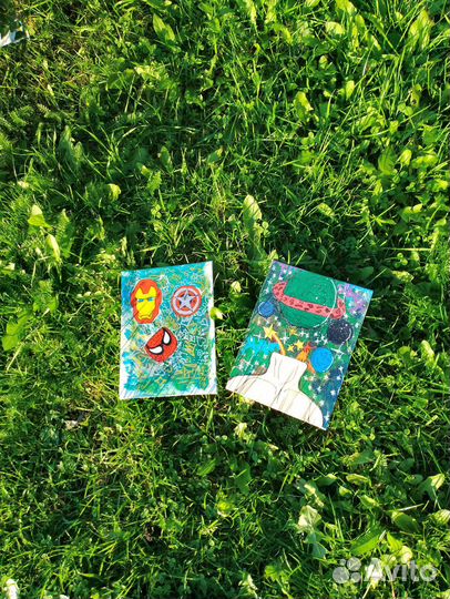 2 картины на грунтовоном картоне,в стиле граффити