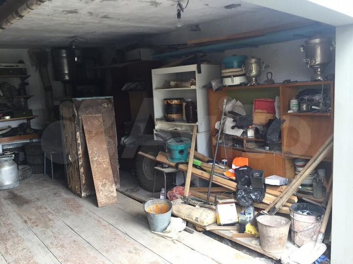 Гараж, > 30 м²