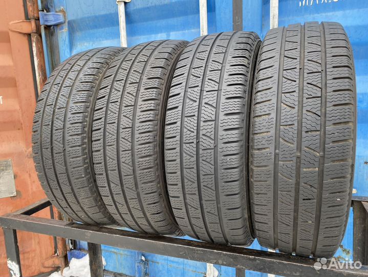 Pirelli Carrier Winter 215/65 R16C 109R