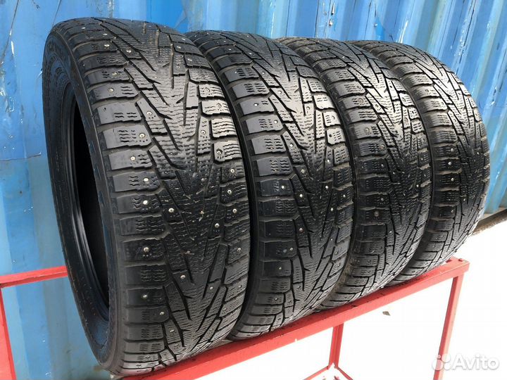 Nokian Tyres Hakkapeliitta 7 SUV 235/60 R18