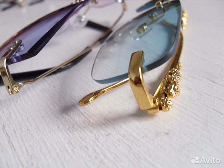 Очки солнцезащитные