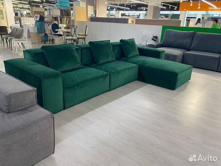 Дизайнерский модульный диван