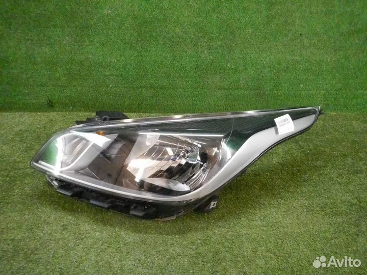 Фара левая Kia Rio