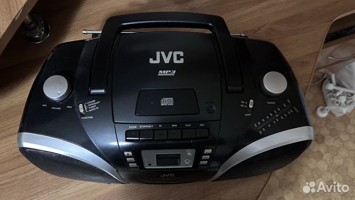 Аудиомагнитола Jvc RC-EZ57B