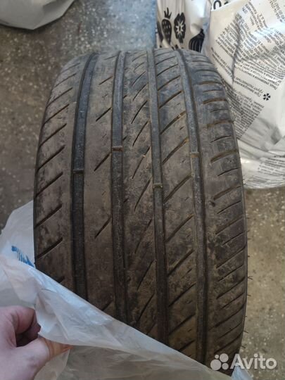 Ovation VI-388 245/40 R18 97W