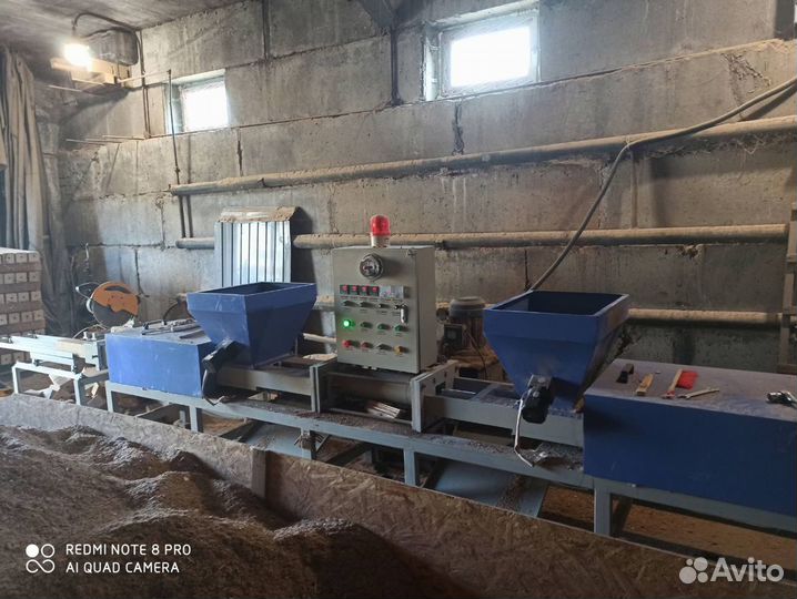 Пресс-станок для производства прессованного бруса