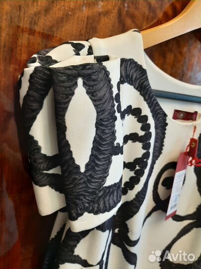 Нарядное платье