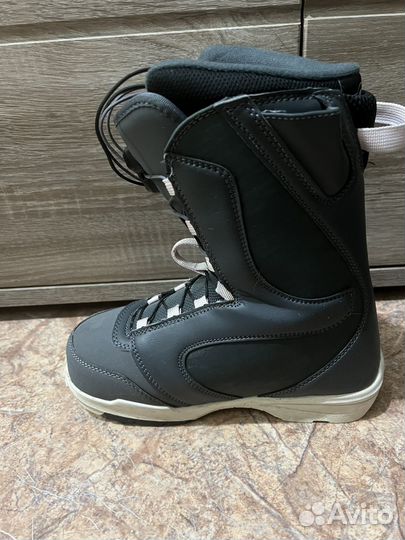 Ботинки сноубордические женские Nitro Flora