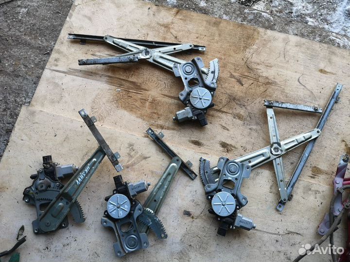 Стеклоподъемник для Mitsubishi Lancer 10